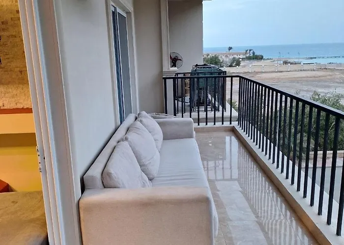 Comfortable Near The Sea * Gurdaka